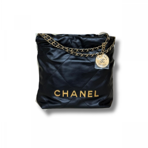 Chanel 22 mini black